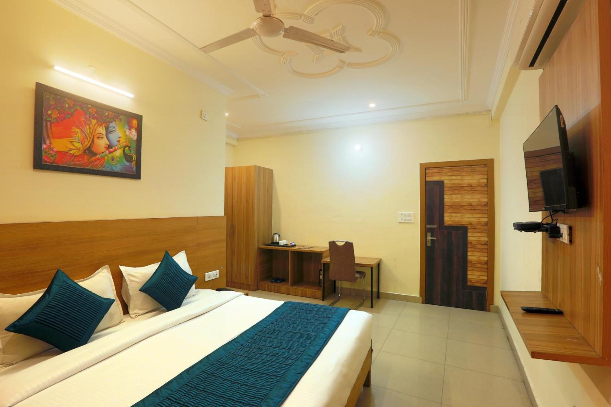 Hotel Lemon Suites & Banquet Noida Sector 62 Extérieur photo