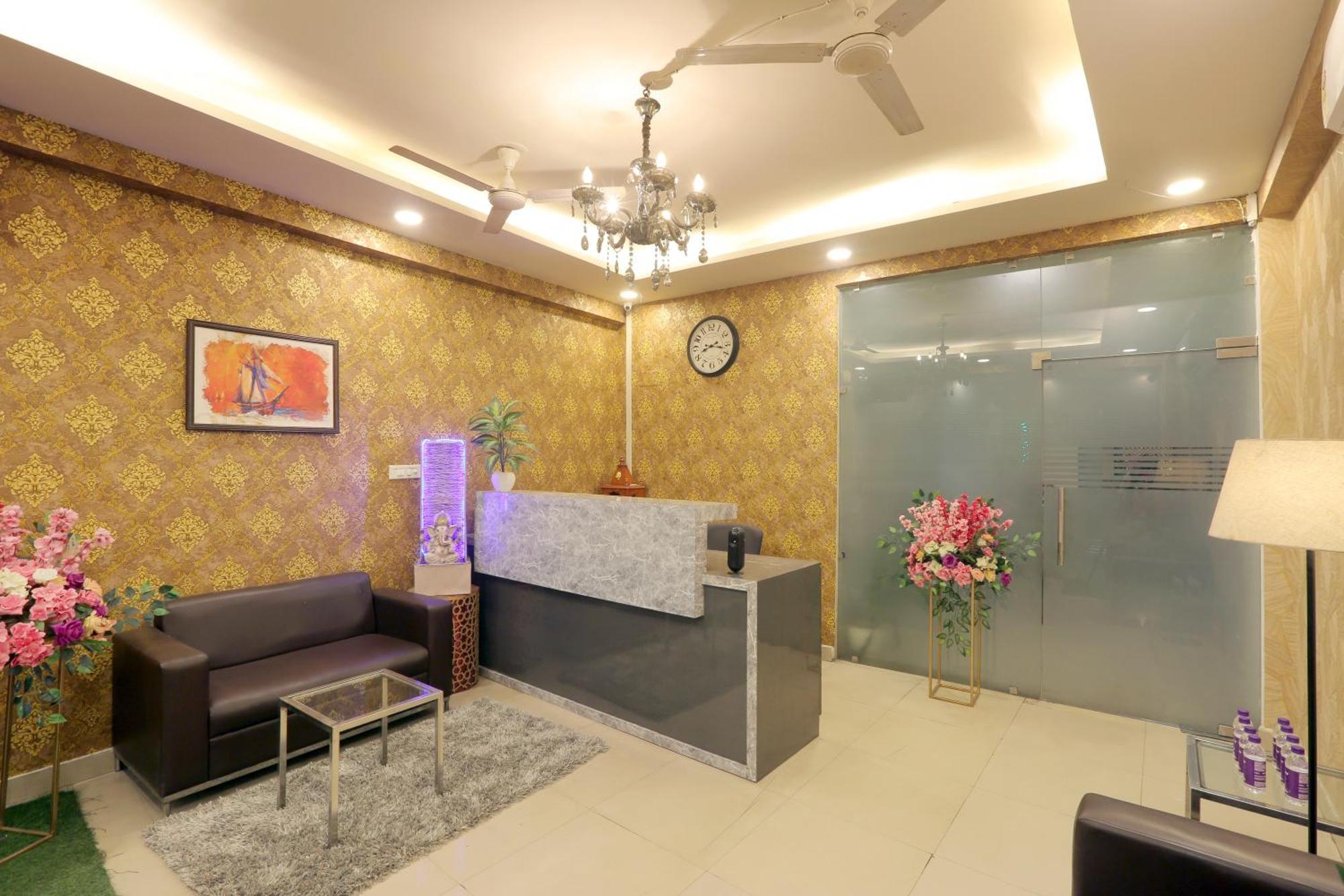 Hotel Lemon Suites & Banquet Noida Sector 62 Extérieur photo