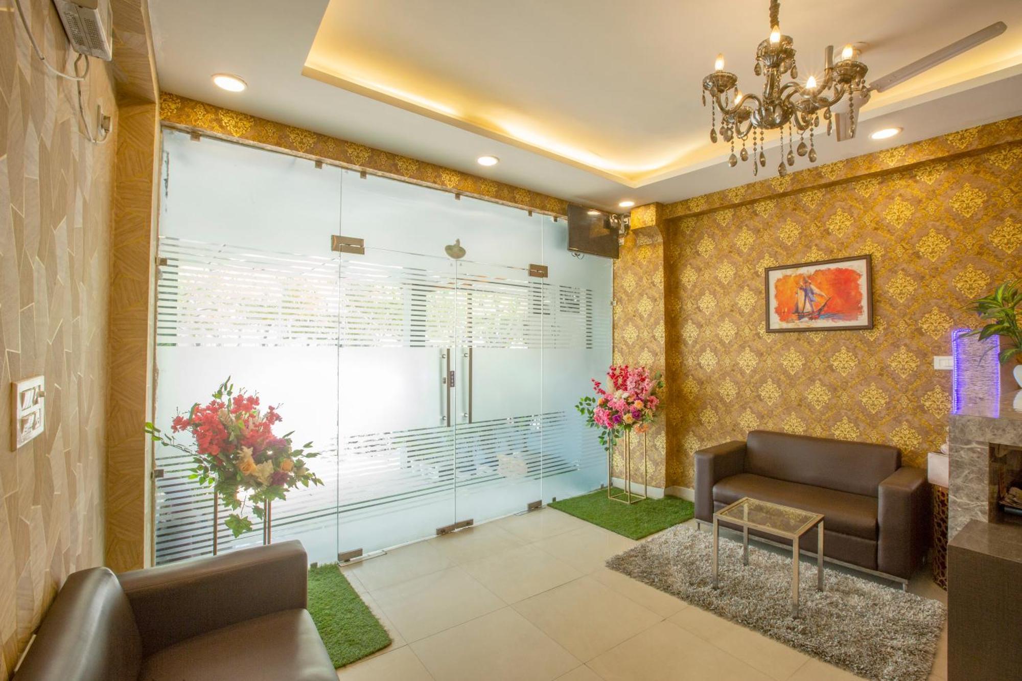 Hotel Lemon Suites & Banquet Noida Sector 62 Extérieur photo